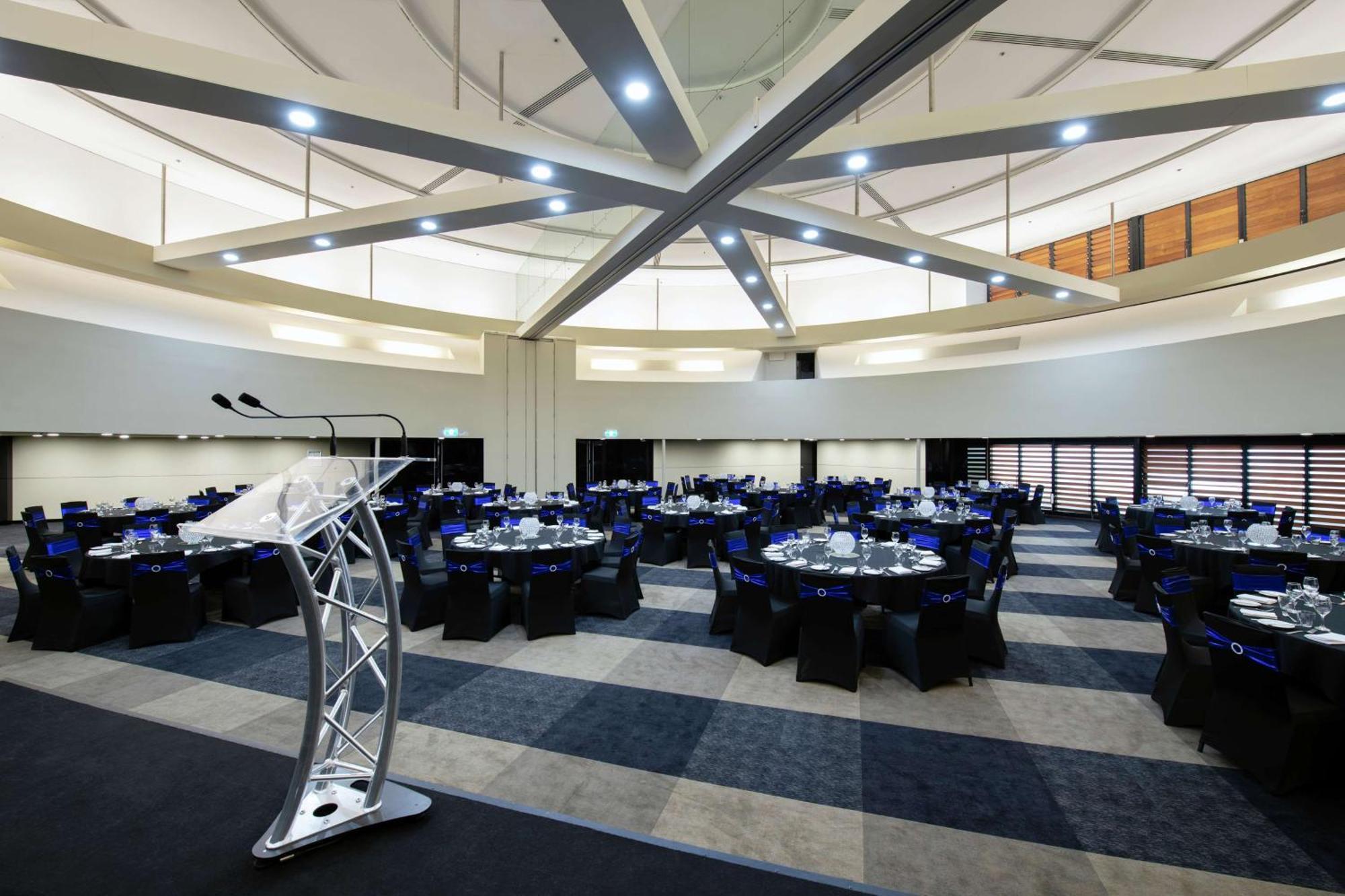 Doubletree By Hilton Esplanade Darwin Exterior foto