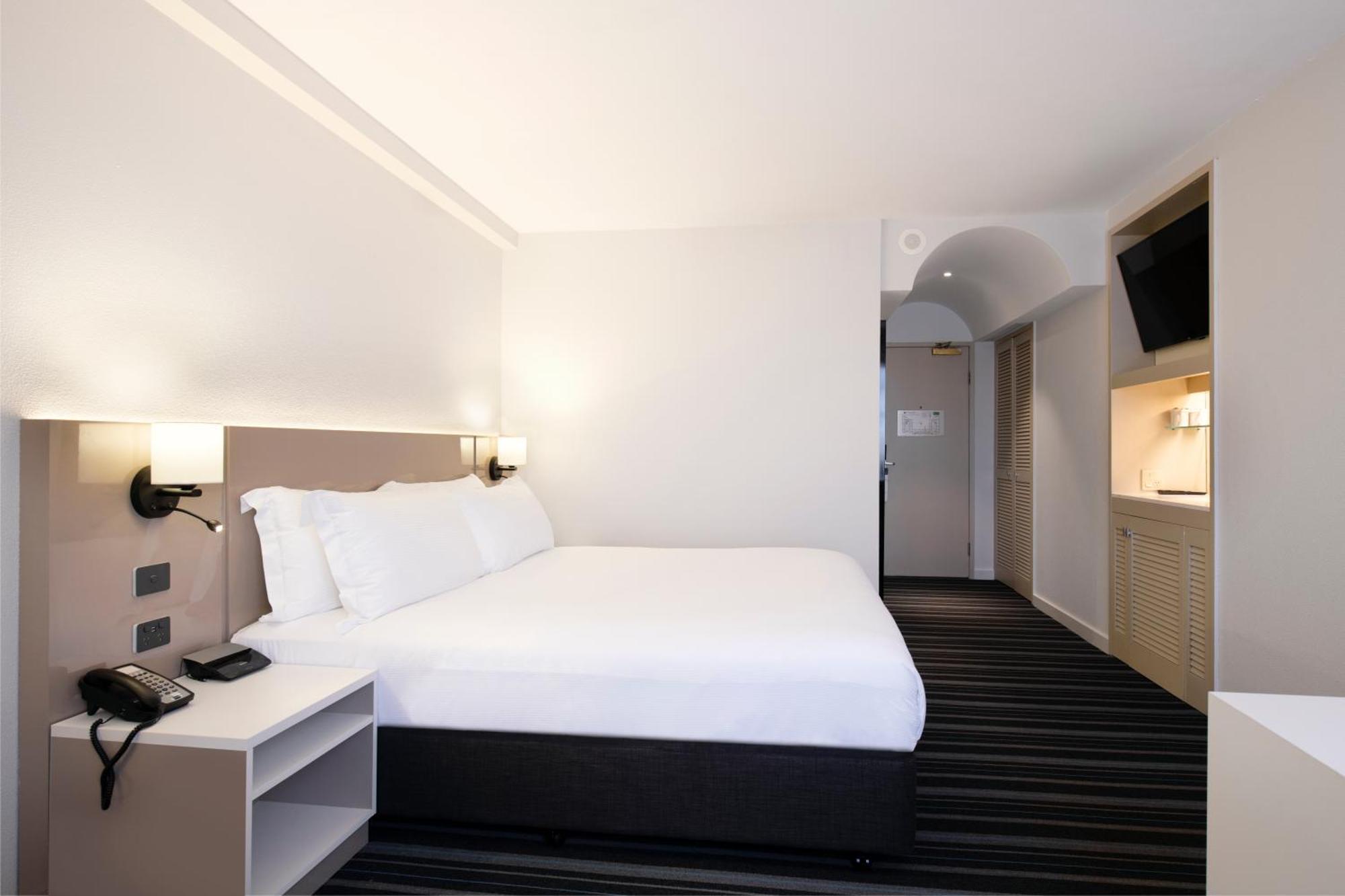 Doubletree By Hilton Esplanade Darwin Exterior foto