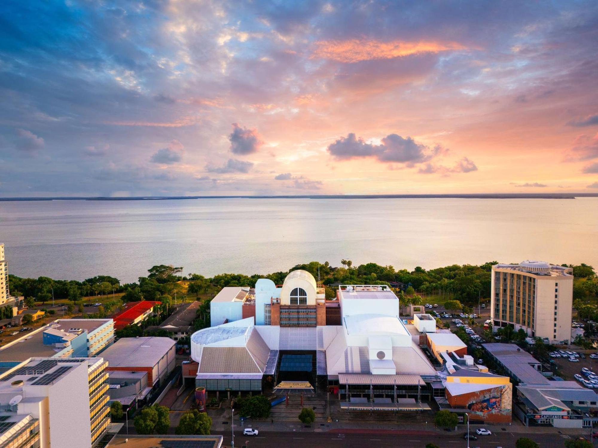 Doubletree By Hilton Esplanade Darwin Exterior foto