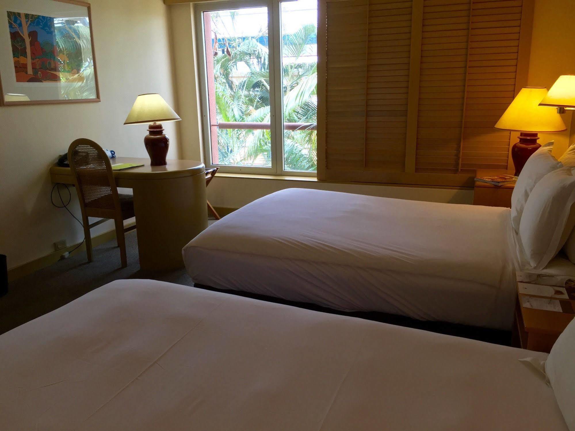 Doubletree By Hilton Esplanade Darwin Exterior foto